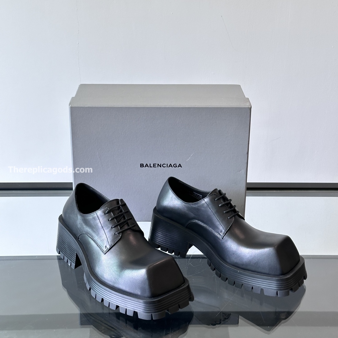 TROOPER DERBY SHOES IN BLACK - BB273