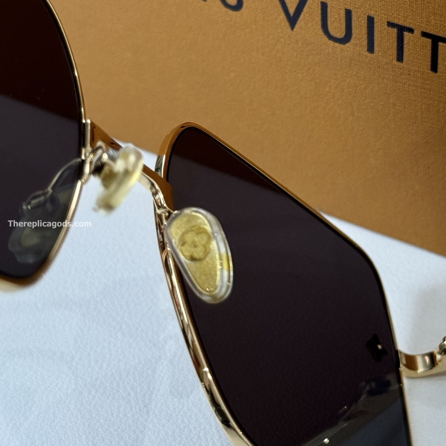 CHARM CAT EYE SUNGLASSES Z1720U - SG193