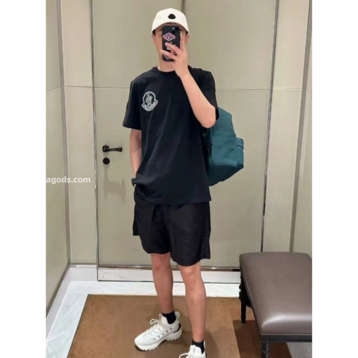 LOGO SHORTS IN BLACK - TP630
