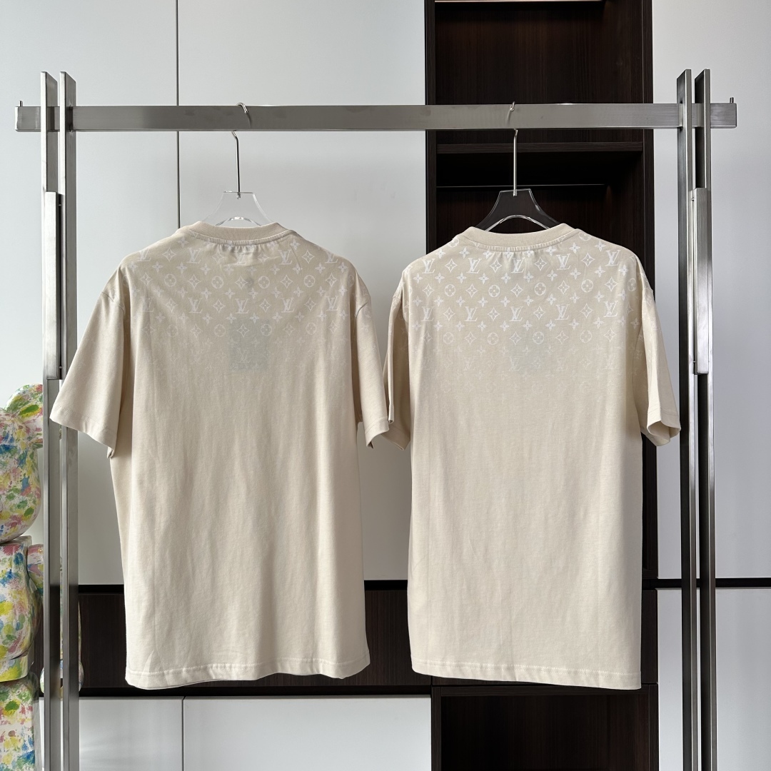 MONOGRAM GRADIENT T-SHIRT IN LIGHT BEIGE - TP586