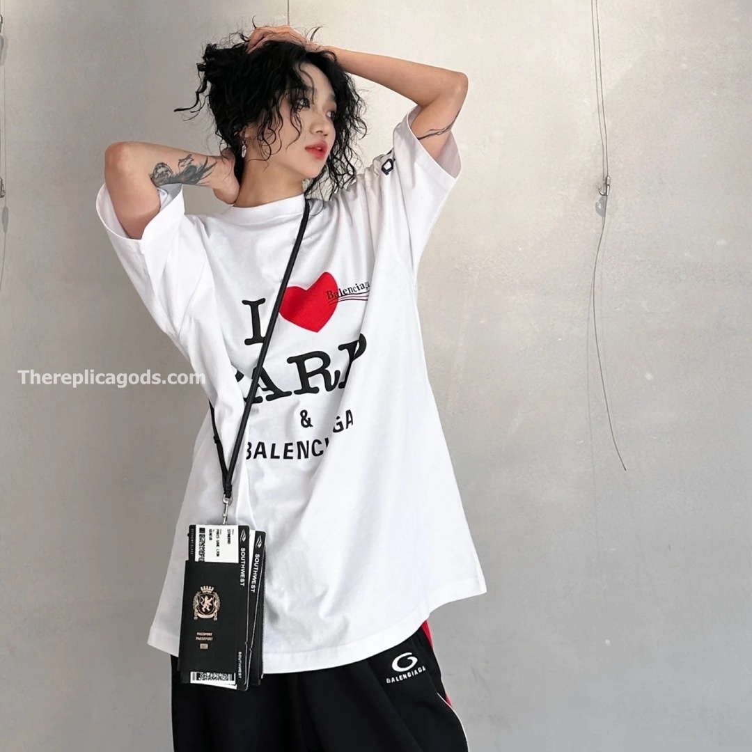 OVERLAYER POLITICAL CAMPAIGN T-SHIRT IN WHITE - TP594