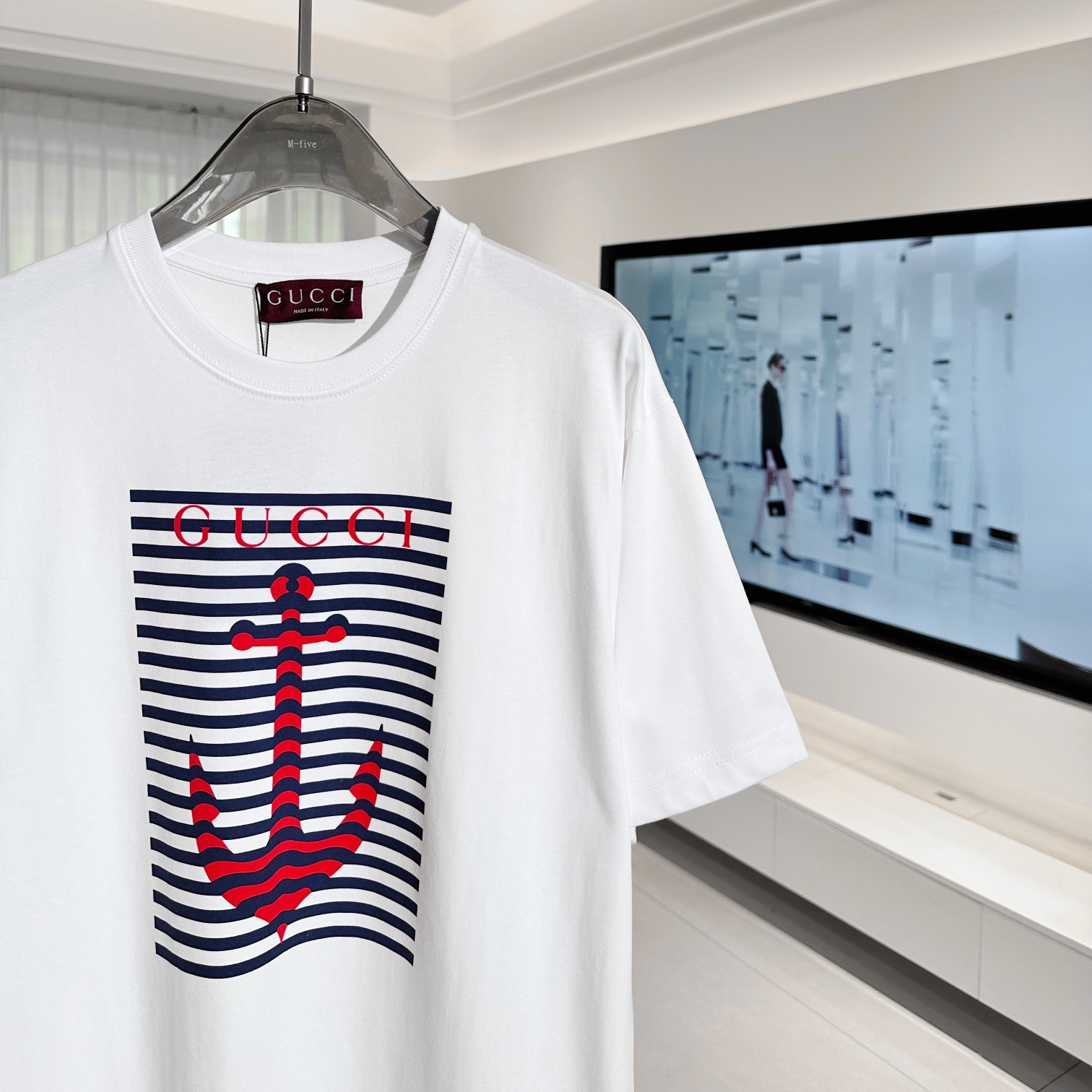 PRINTED COTTON JERSEY T-SHIRT IN WHITE - TP578