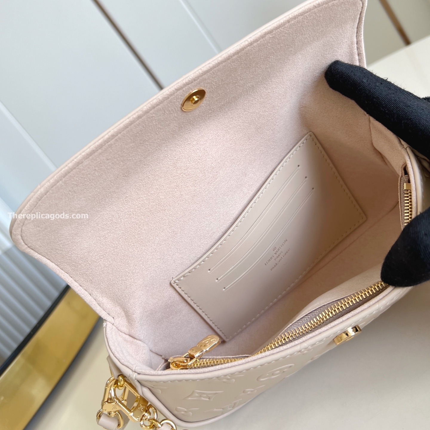 WALLET ON CHAIN IVY BISCUIT BEIGE CALF LEATHER M14714