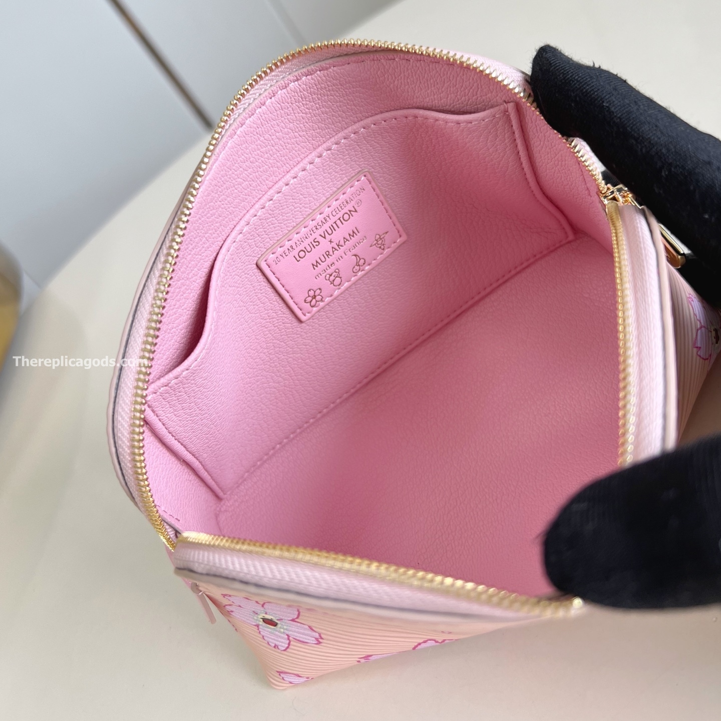 LV x TM COSMETIC POUCH PM PINK EPI LEATHER M14052