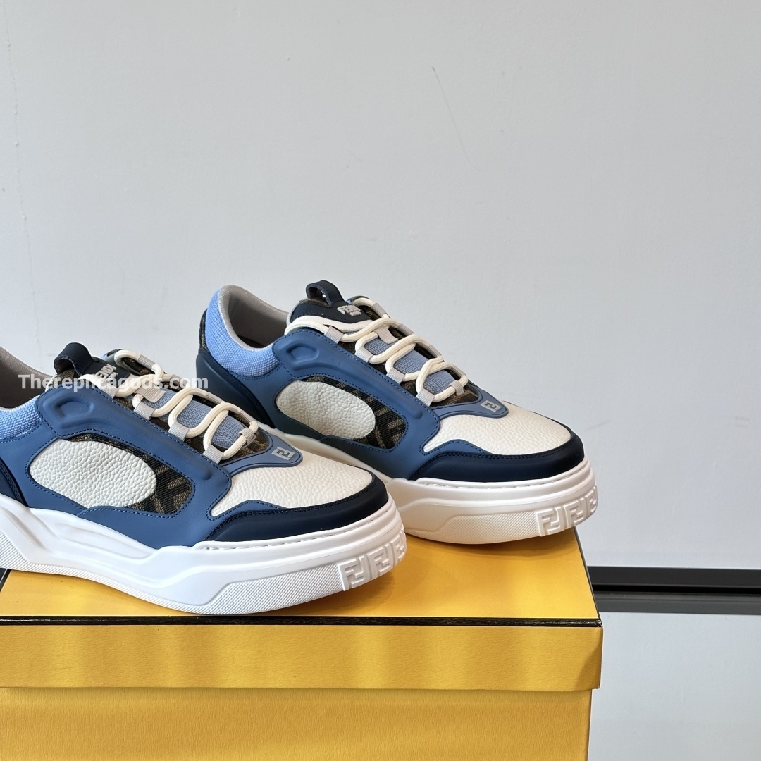 FORCE SNEAKERS IN WHITE AND LIGHT BLUE - FD164