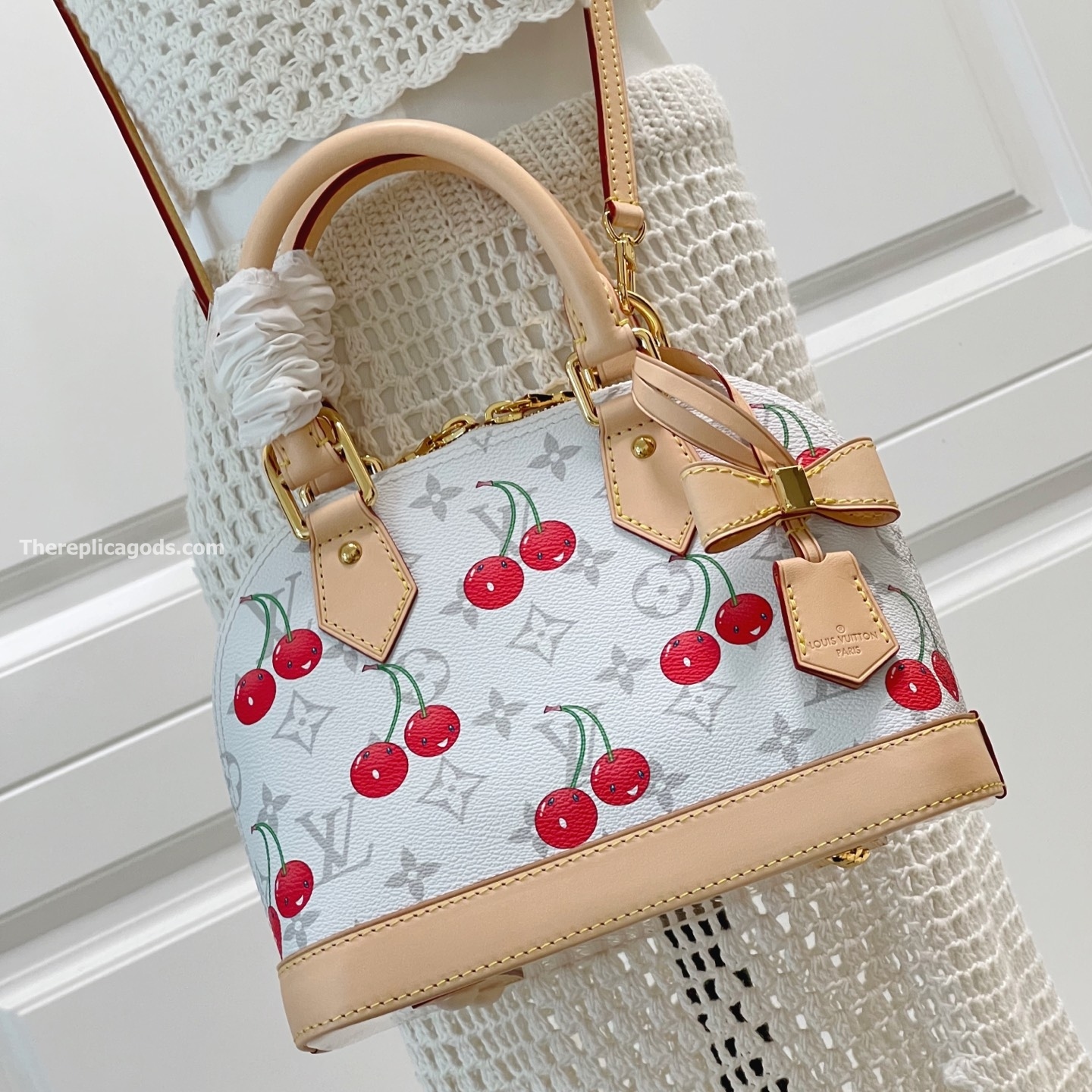 x TM ALMA BB BAG MONOGRAM CHERRY CANVAS M14234