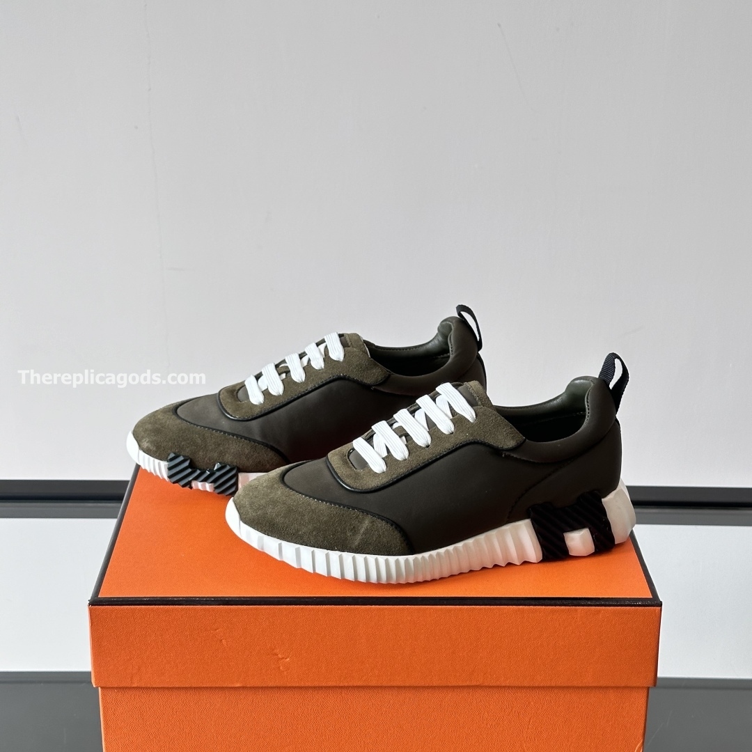 BOUNCING SNEAKERS IN GREEN TOUNDRA - H261