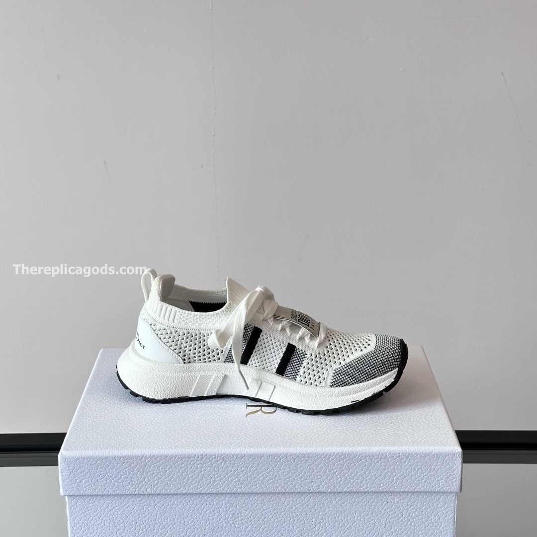 RUN'N'DI0R SNEAKERS WHITE AND BLACK TECHNICAL MESH - CD404