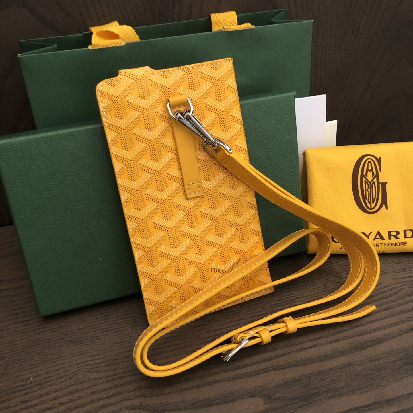 MONTMARTRE GM CASE IN YELLOW