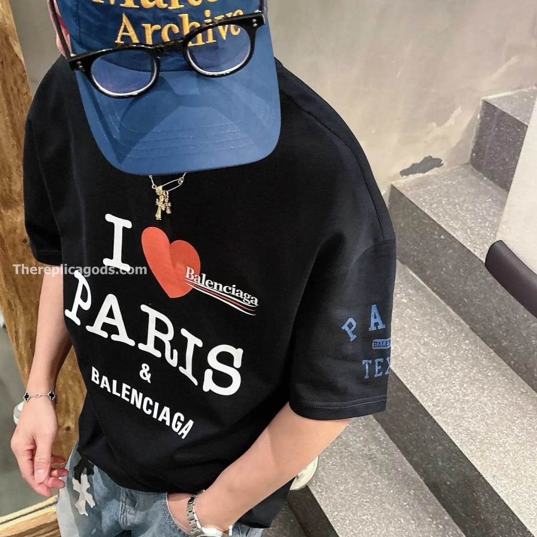OVERLAYER POLITICAL CAMPAIGN T-SHIRT IN BLACK - TP595