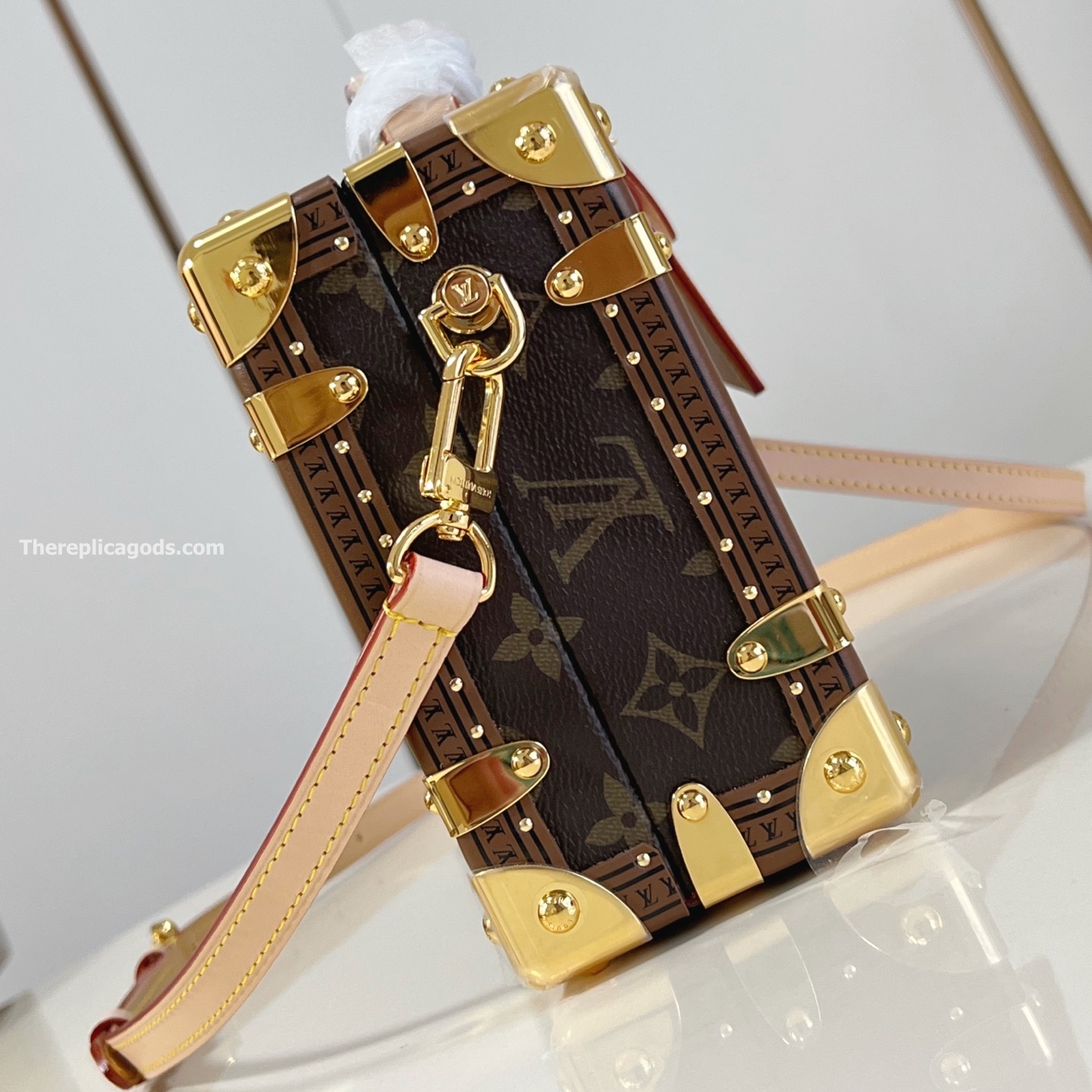 HANDLE TRUNK MONGORAM BAG M11118