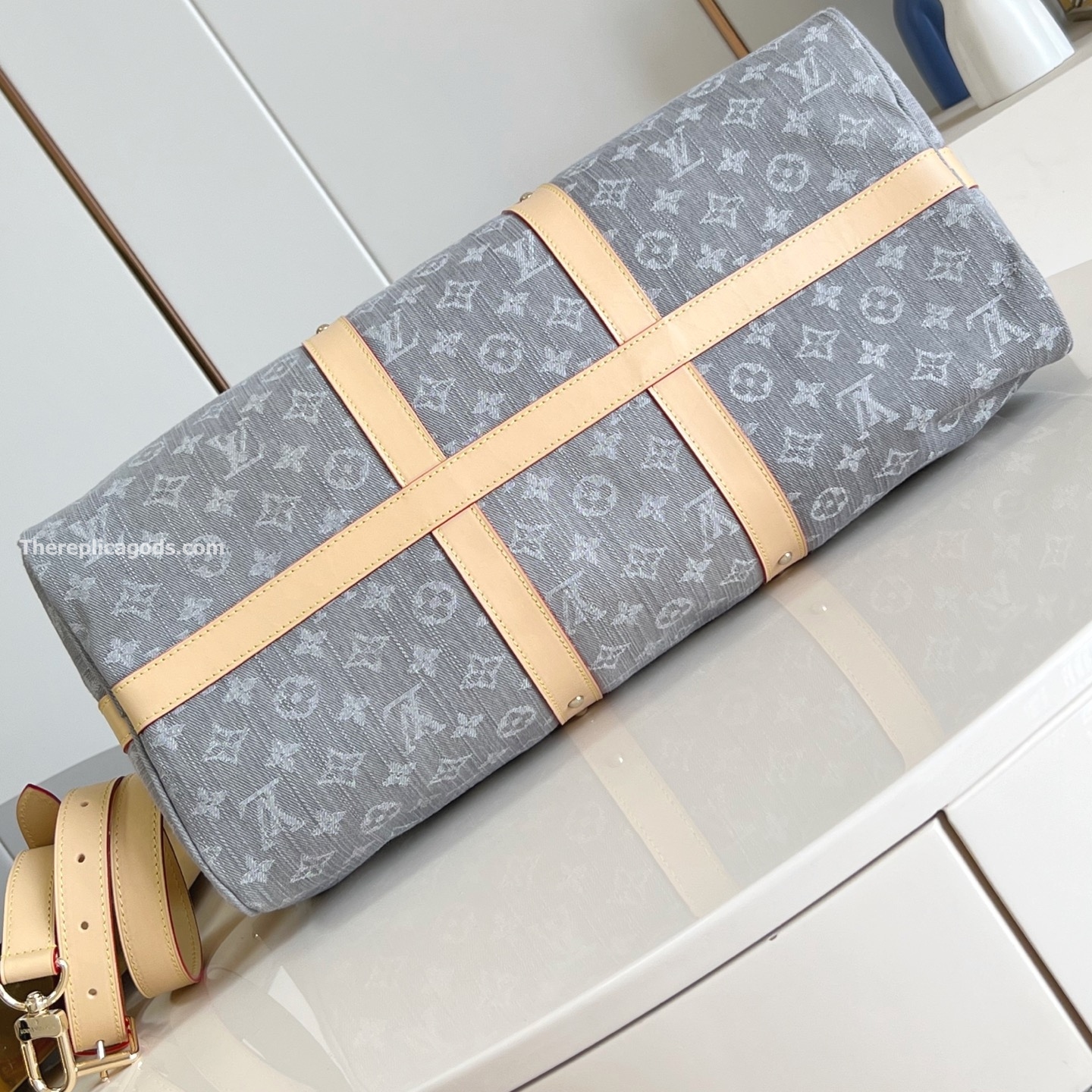 KEEPALL BANDOULIERE 45 BAG CLOUDY GRAY MONOGRAM DENIM M13748