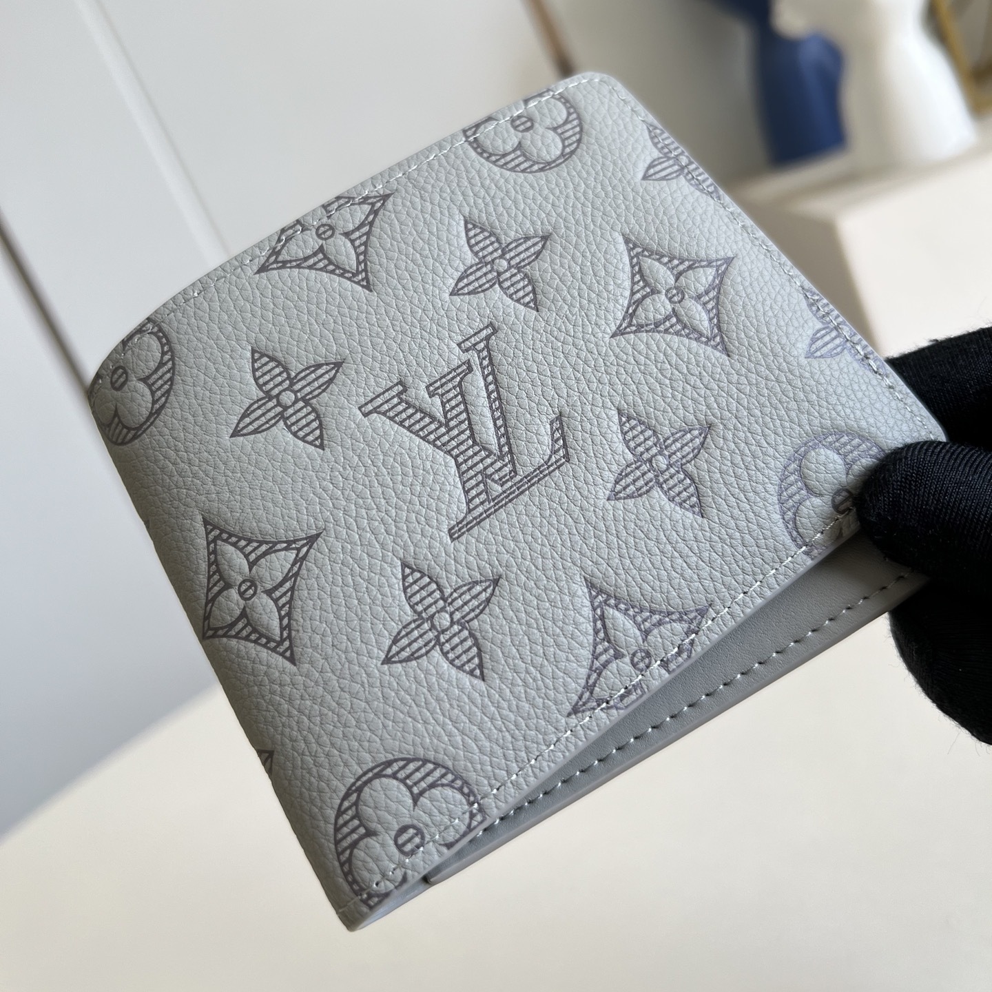 MULTIPLE WALLET ANTHRACITE GRAY MONOGRAM SHADOW CALF LEATHER M81383