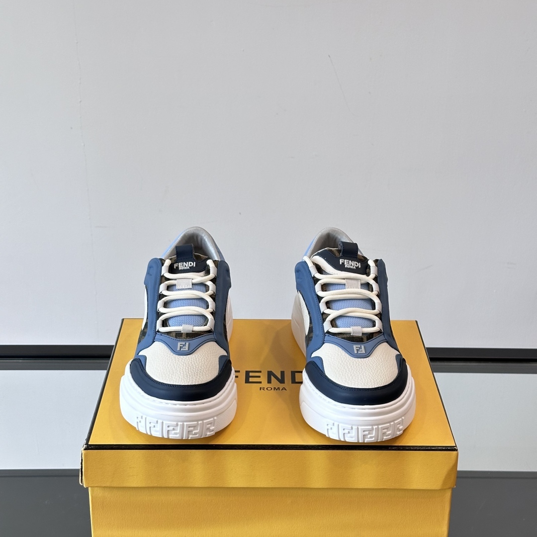 FORCE SNEAKERS IN WHITE AND LIGHT BLUE - FD164