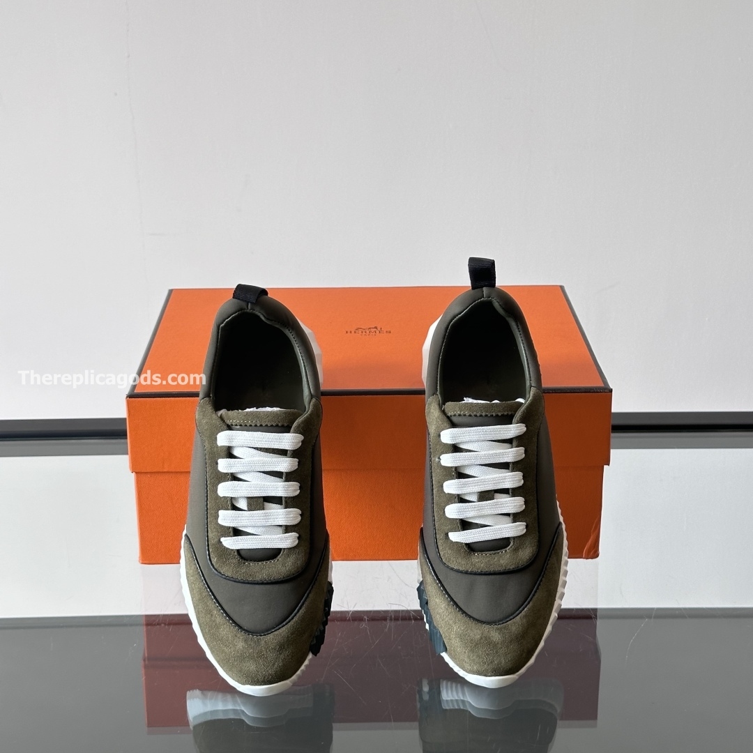 BOUNCING SNEAKERS IN GREEN TOUNDRA - H261