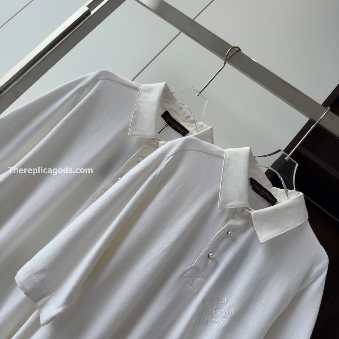 EMBROIDERED SHORT-SLEEVED COTTON BLEND POLO SHIRT IN WHITE - TP607