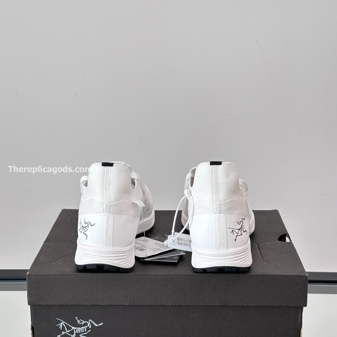 NORVAN SL 3 SNEAKERS IN WHITE