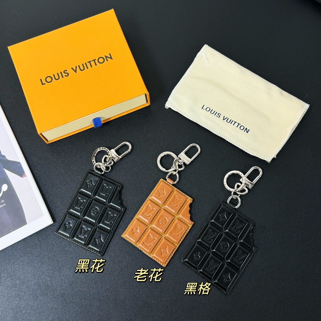 CHOCOLATE BAR FIGURINE KEY HOLDER AND BAG CHARM M01478