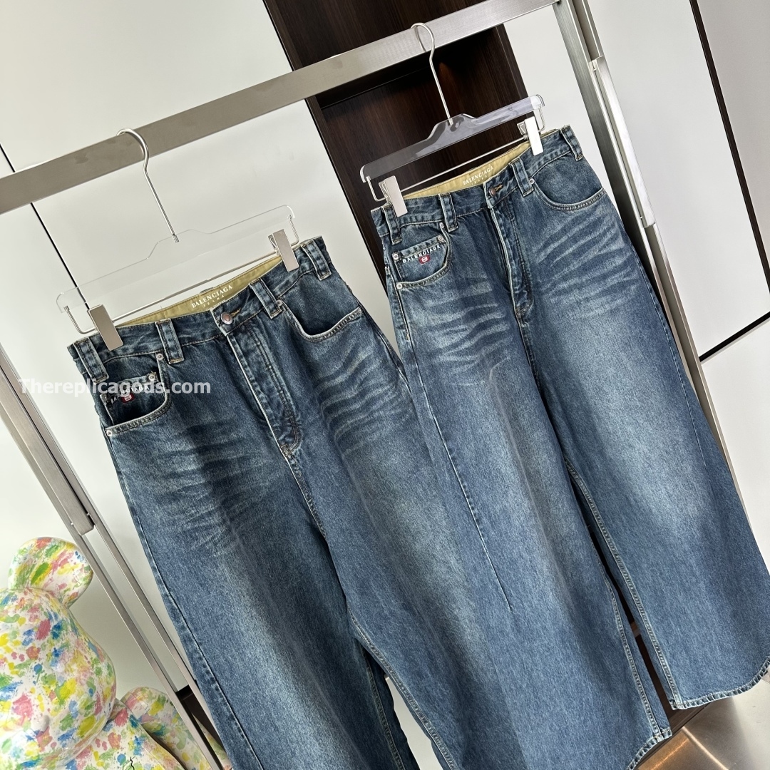 WIDE LEG BAGGY PANTS IN DEEP BLUE - TP599