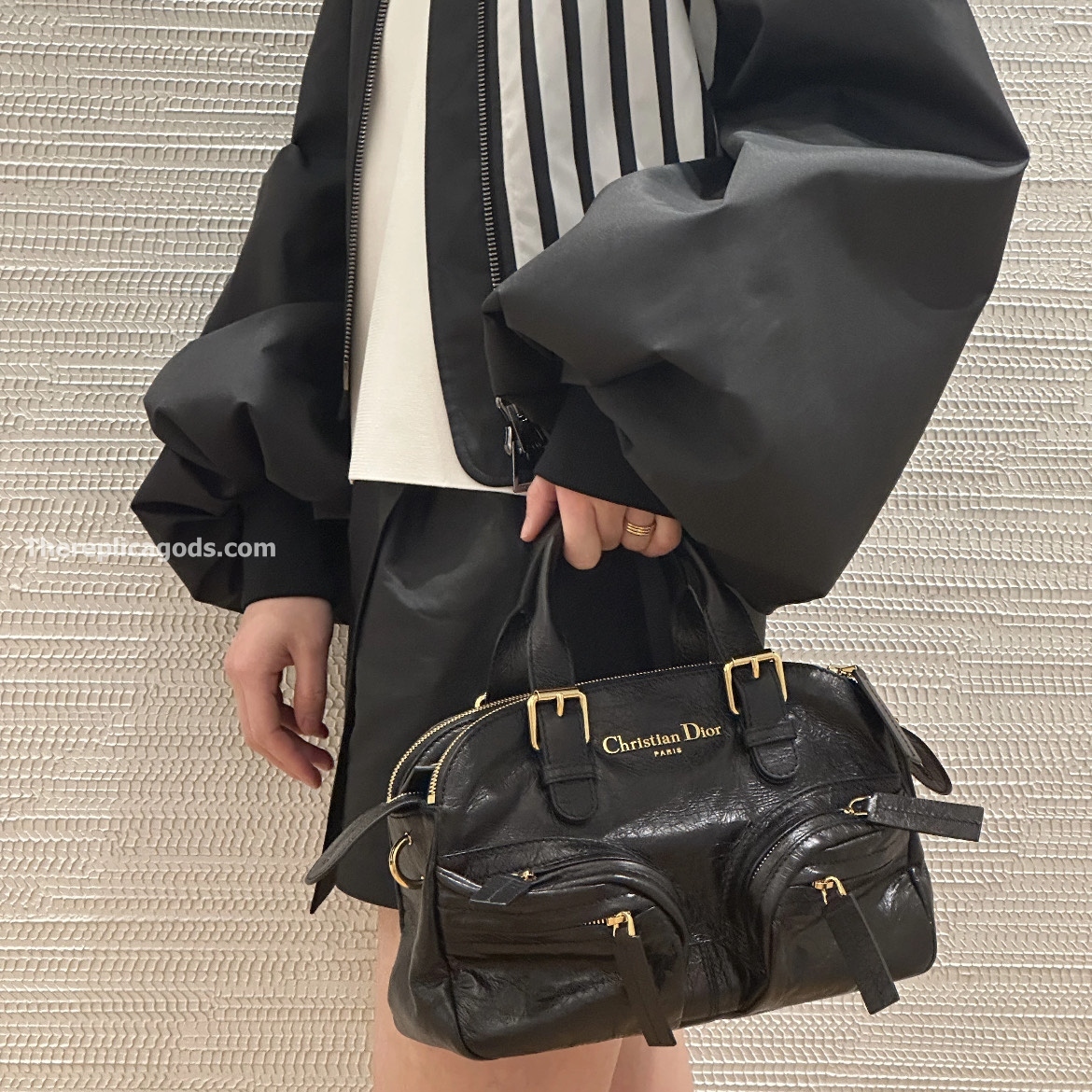 MEDIUM GRAND TOUR BOWLING BAG BLACK CRINKLED CALFSKIN