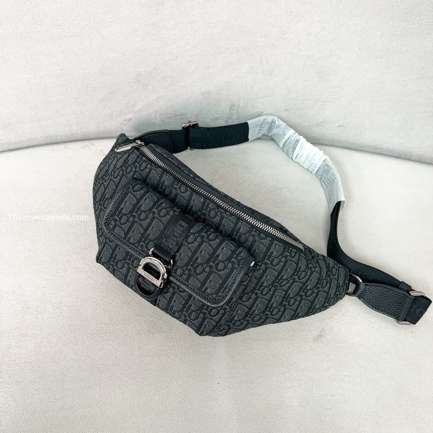 8 BELT BAG BLACK OBLIQUE JACQUARD