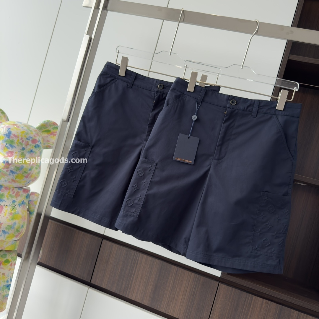 MONOGRAM POCKET CARGO SHORTS IN BLUE - TP647