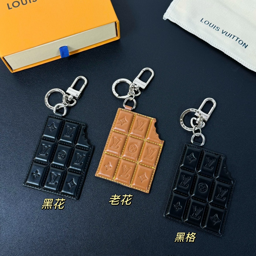 CHOCOLATE BAR FIGURINE KEY HOLDER AND BAG CHARM M01478