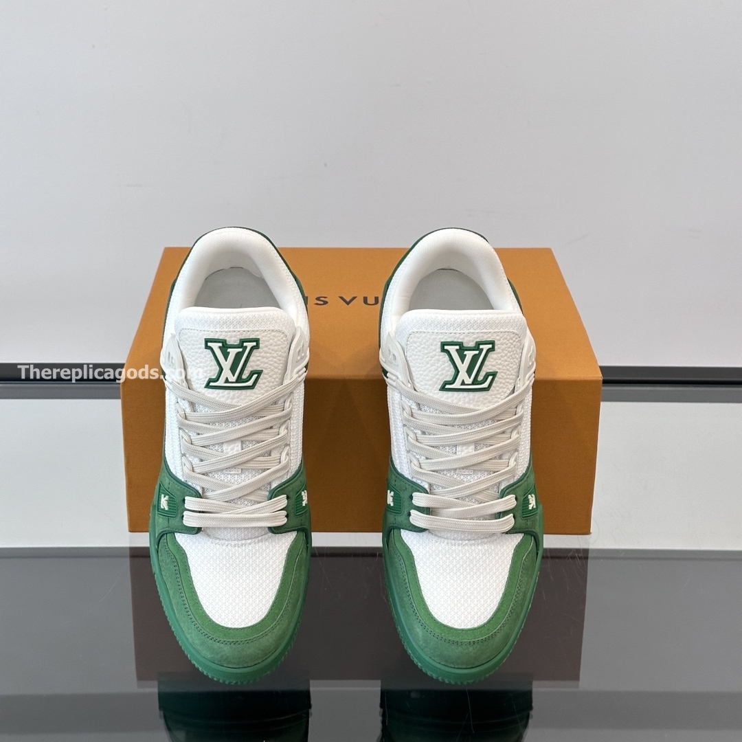 TRAINER SNEAKERS IN WHITE AND GREEN - LV947