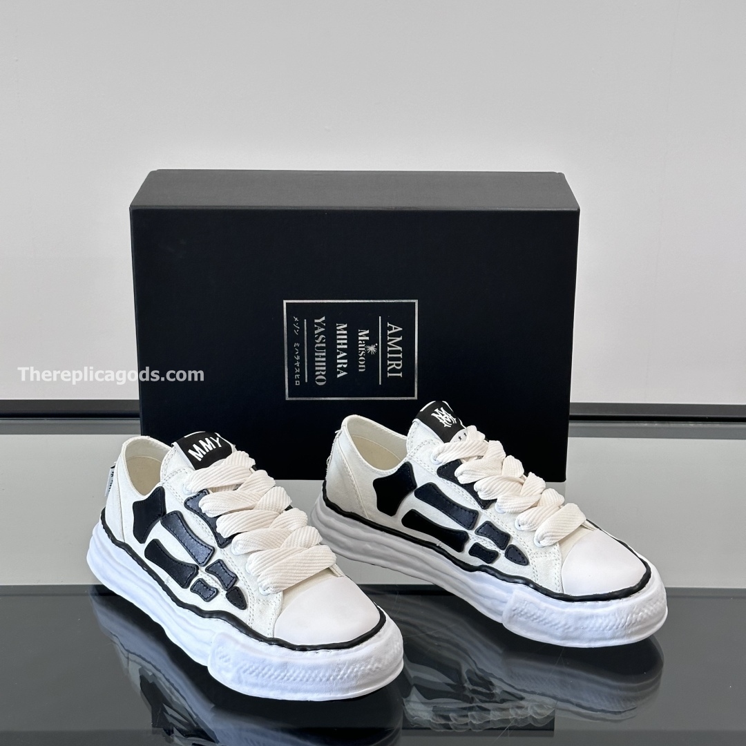 x MMY BONES SNEAKERS IN WHITE - RI84