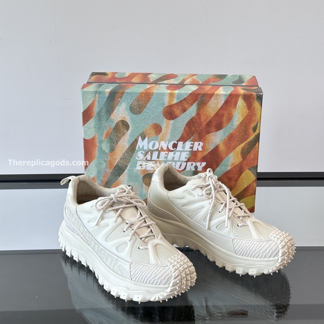 TRAILGRIP AMOEBA TRAINERS IN WHITE - MC34