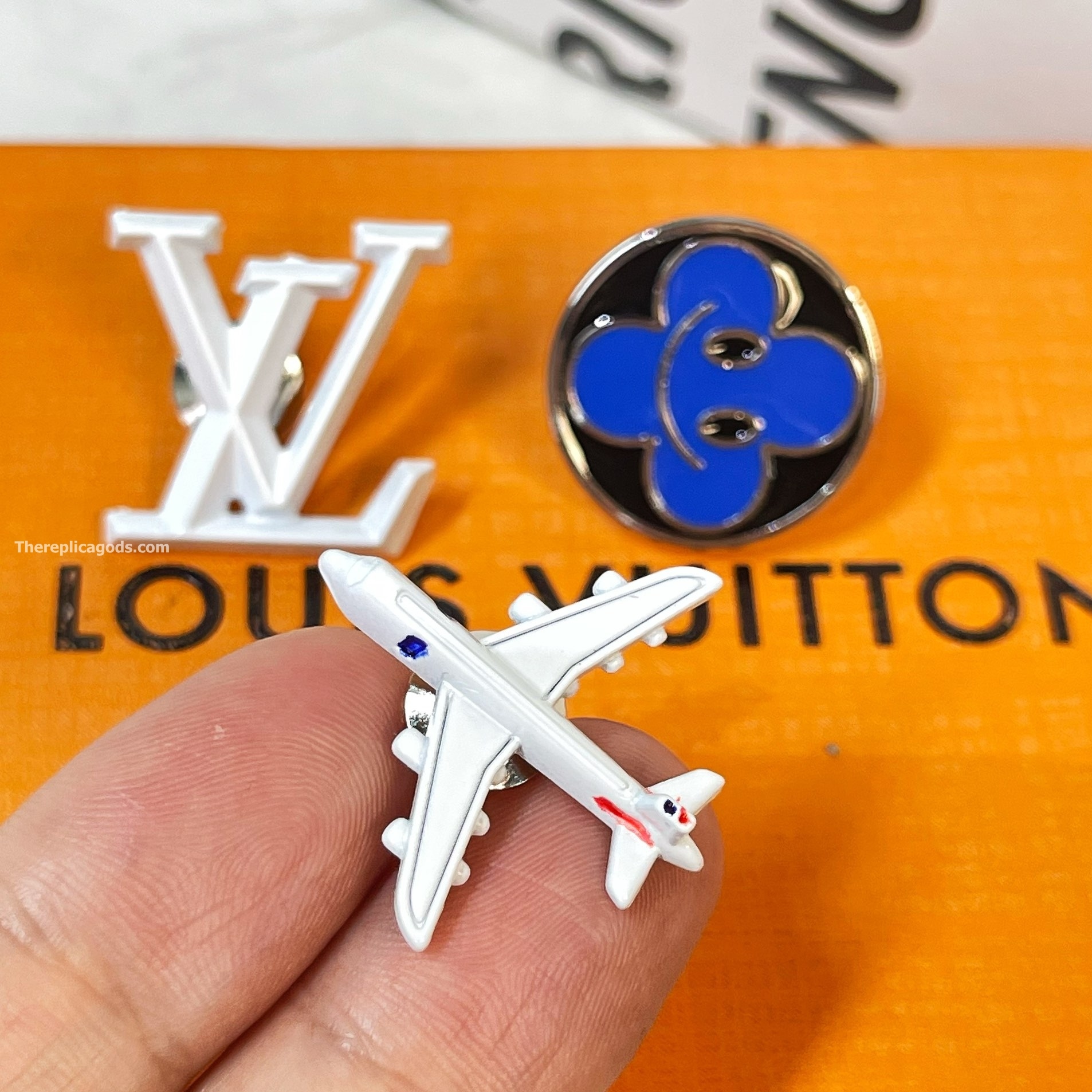 SET OF THREE LV PINS MP3311