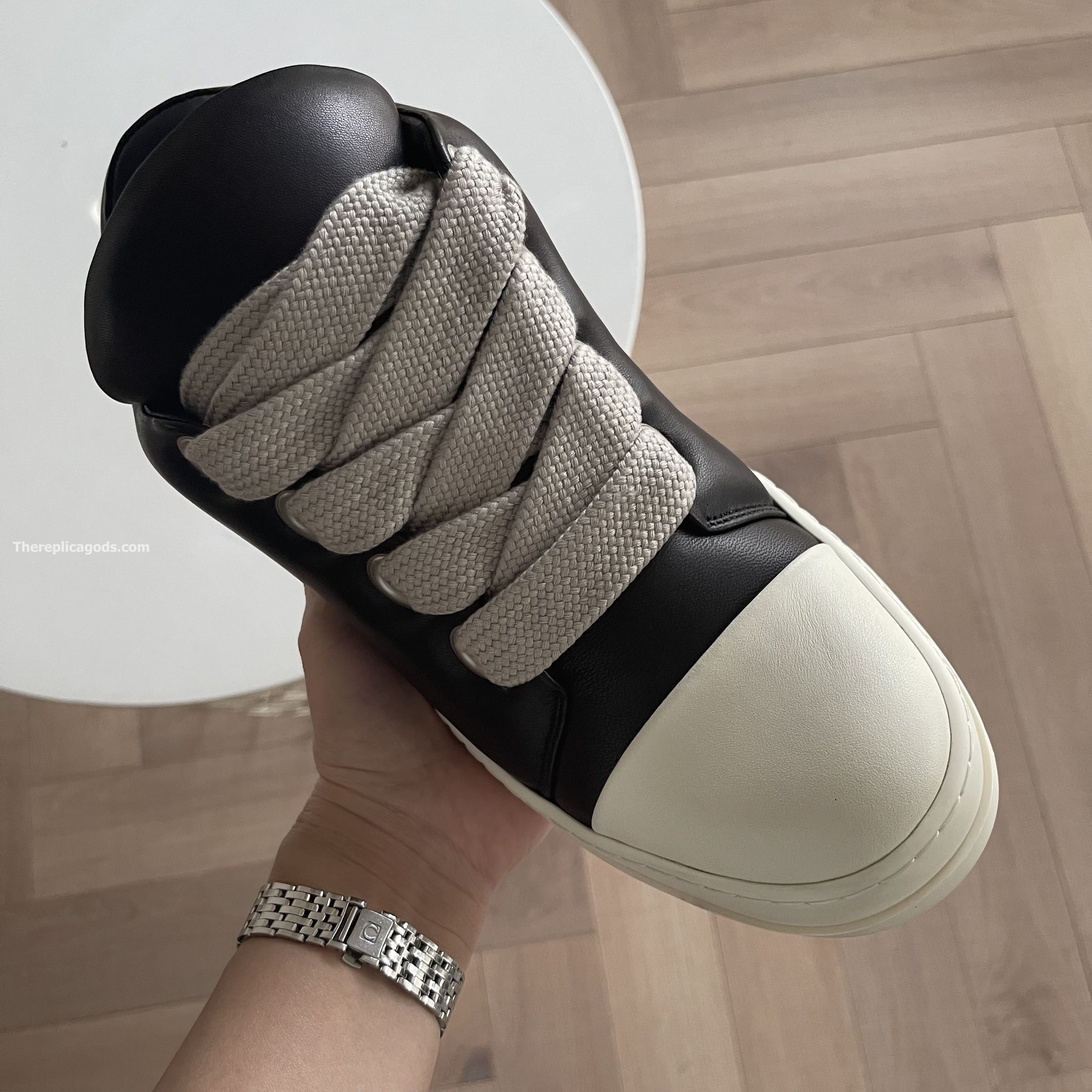 JUMBO LACE PADDED LOW SNEAKERS - RO37