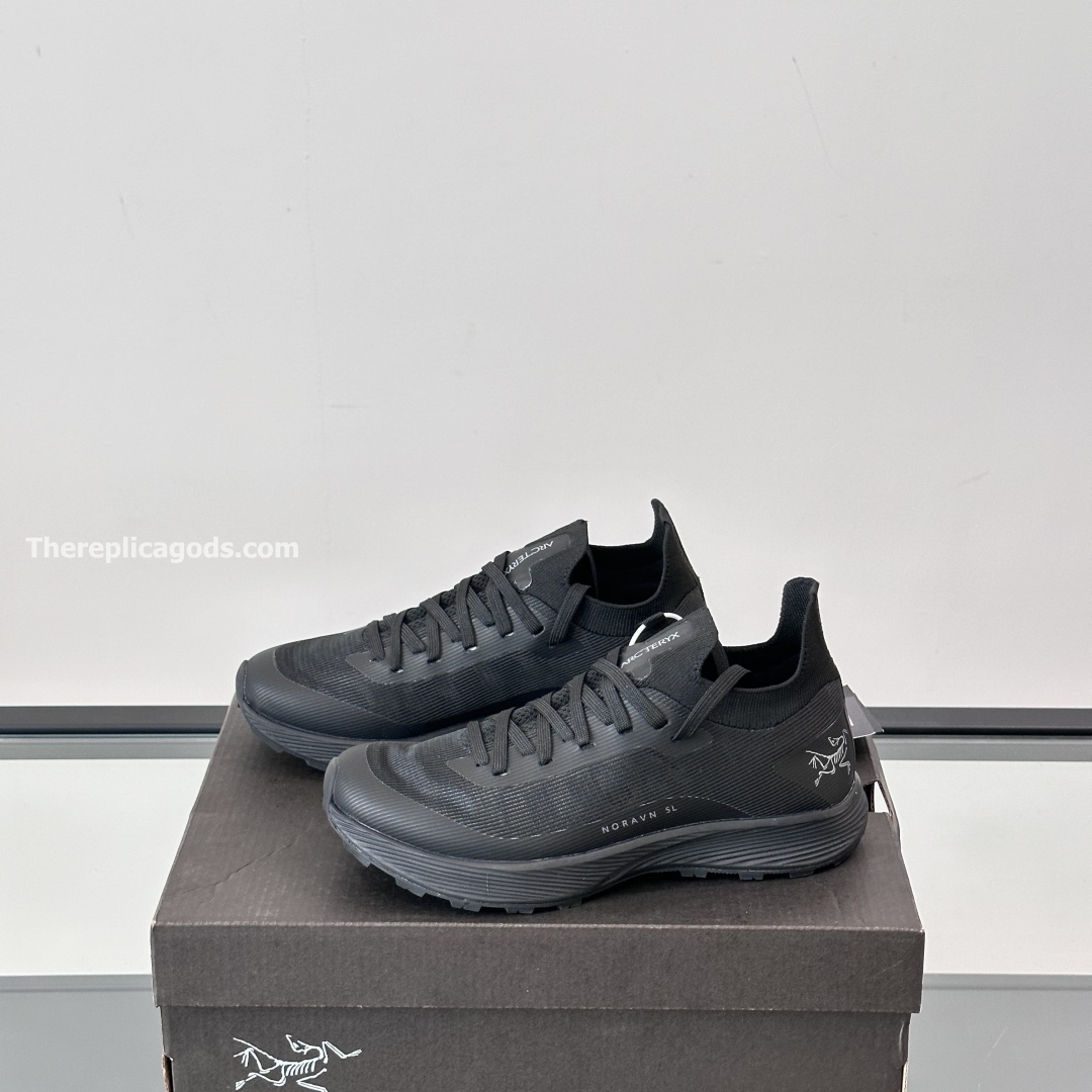 NORVAN SL 3 SNEAKERS IN BLACK