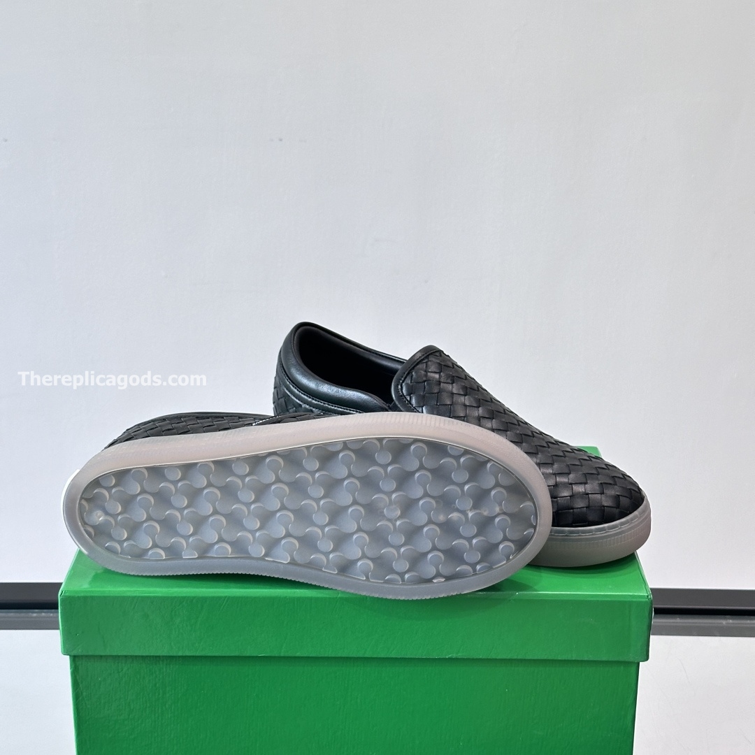 SERENA SNEAKERS IN BLACK - BV31