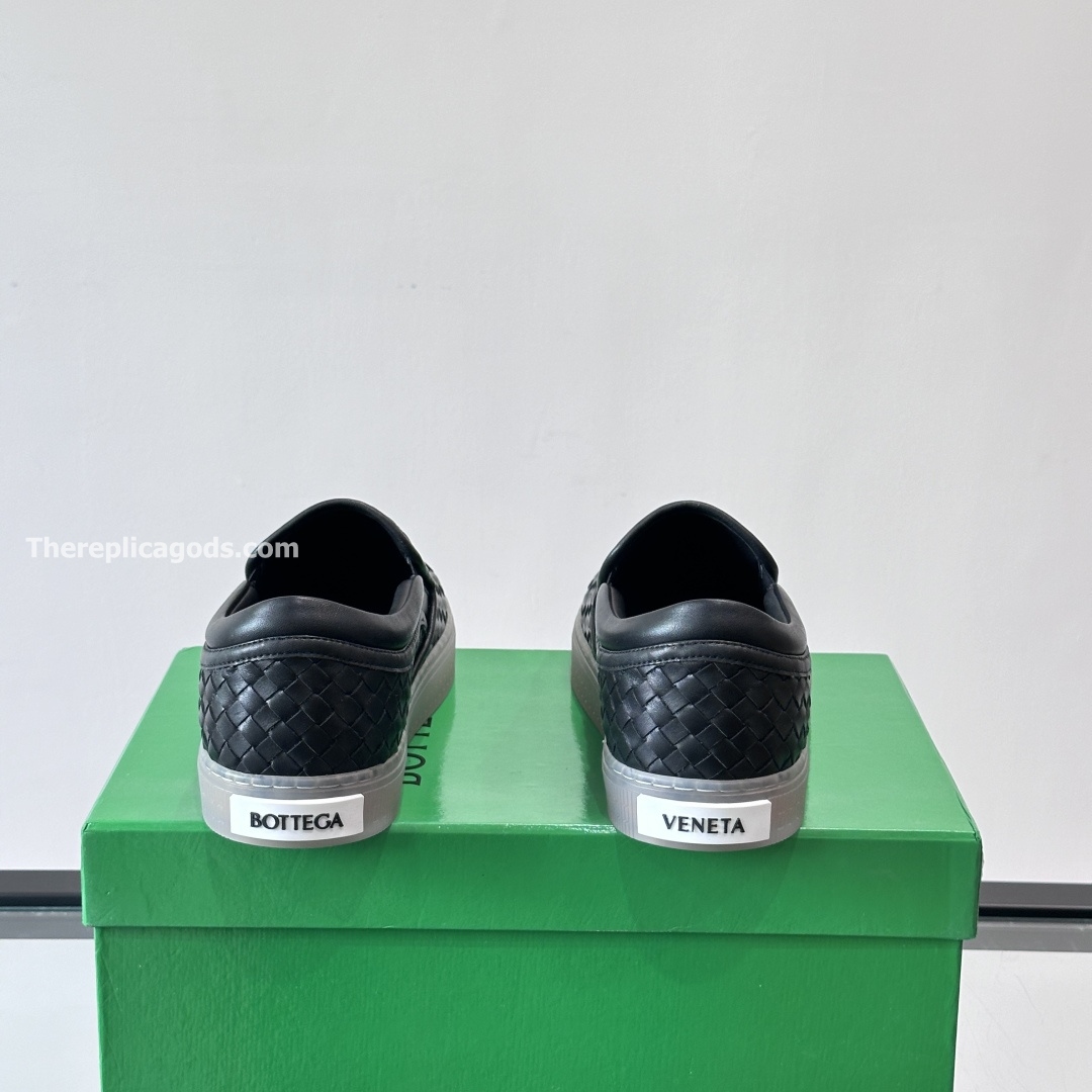 SERENA SNEAKERS IN BLACK - BV31