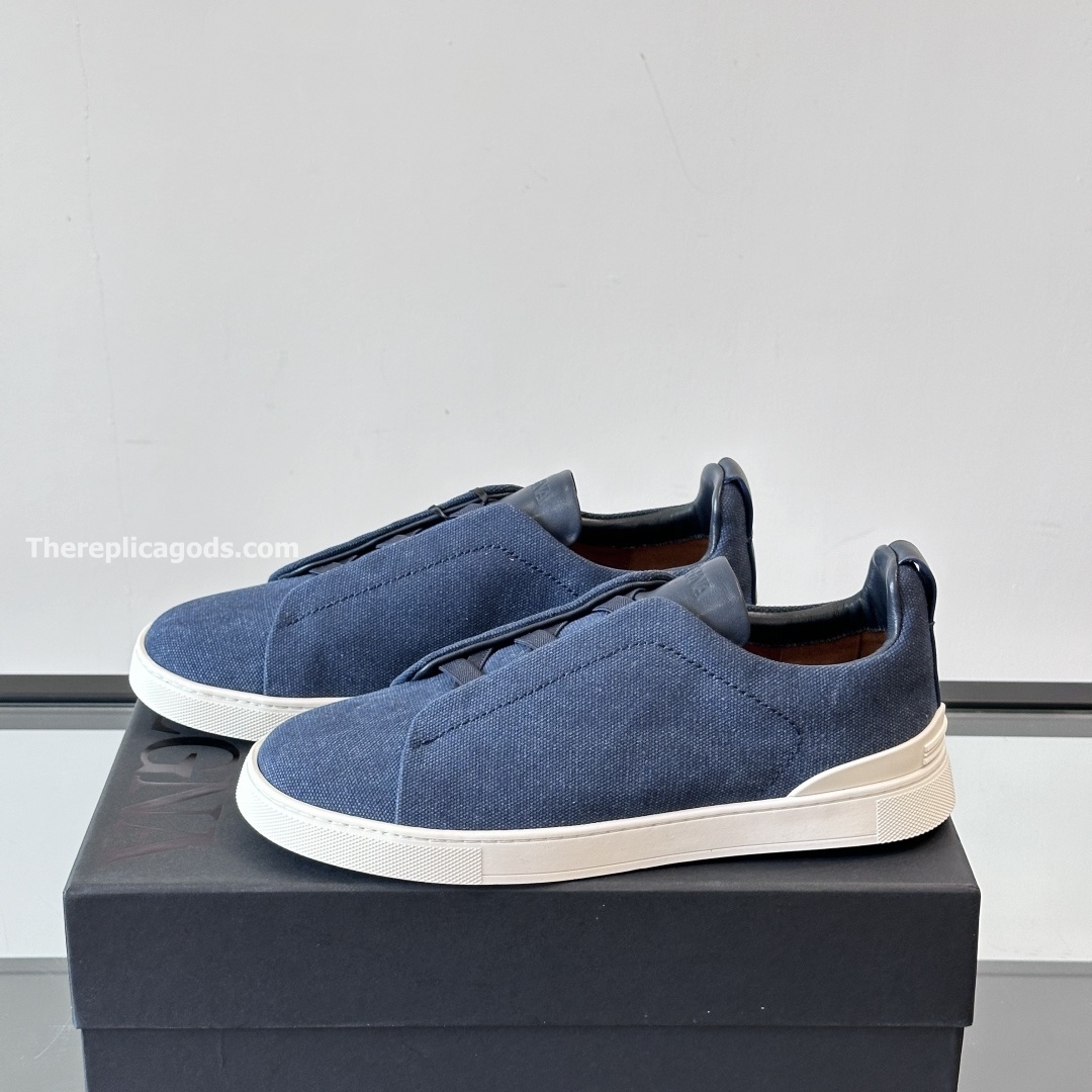 UTILITY BLUE SUEDE TRIPLE STITCH SNEAKERS