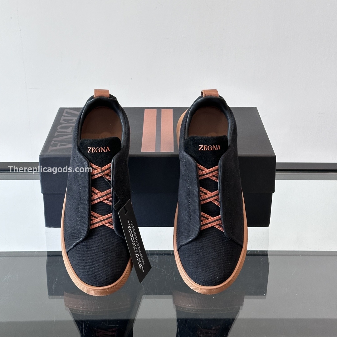 BLACK SUEDE TRIPLE STITCH SNEAKERS