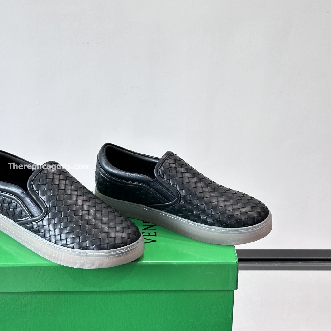 SERENA SNEAKERS IN BLACK - BV31