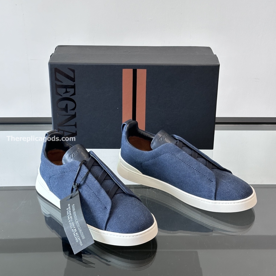 UTILITY BLUE SUEDE TRIPLE STITCH SNEAKERS