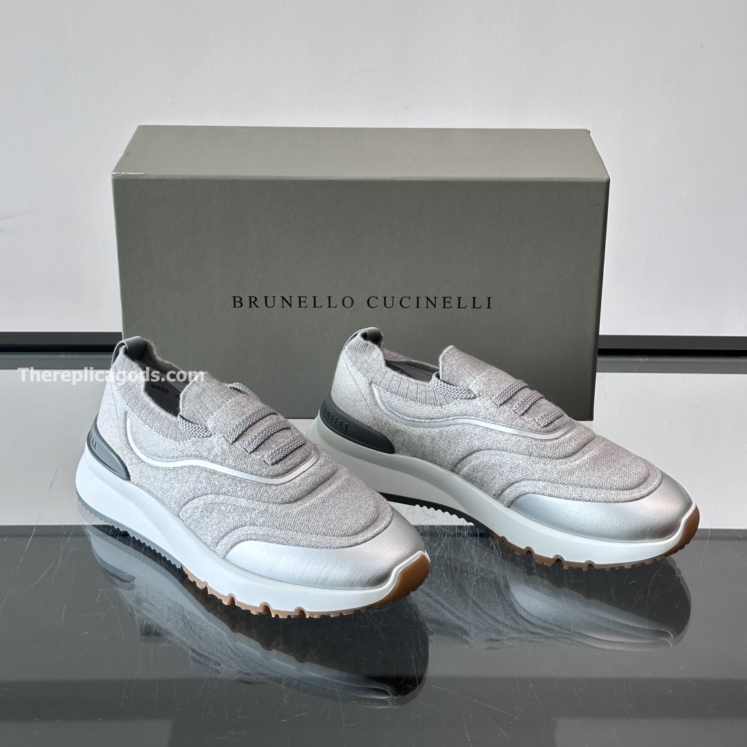 KNIT SNEAKERS IN GREY