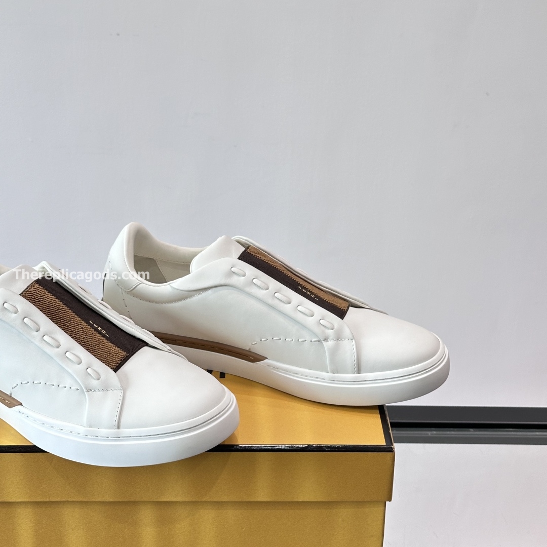 CITY TRAINERS WHITE LEATHER LOW-TOPS - FD187
