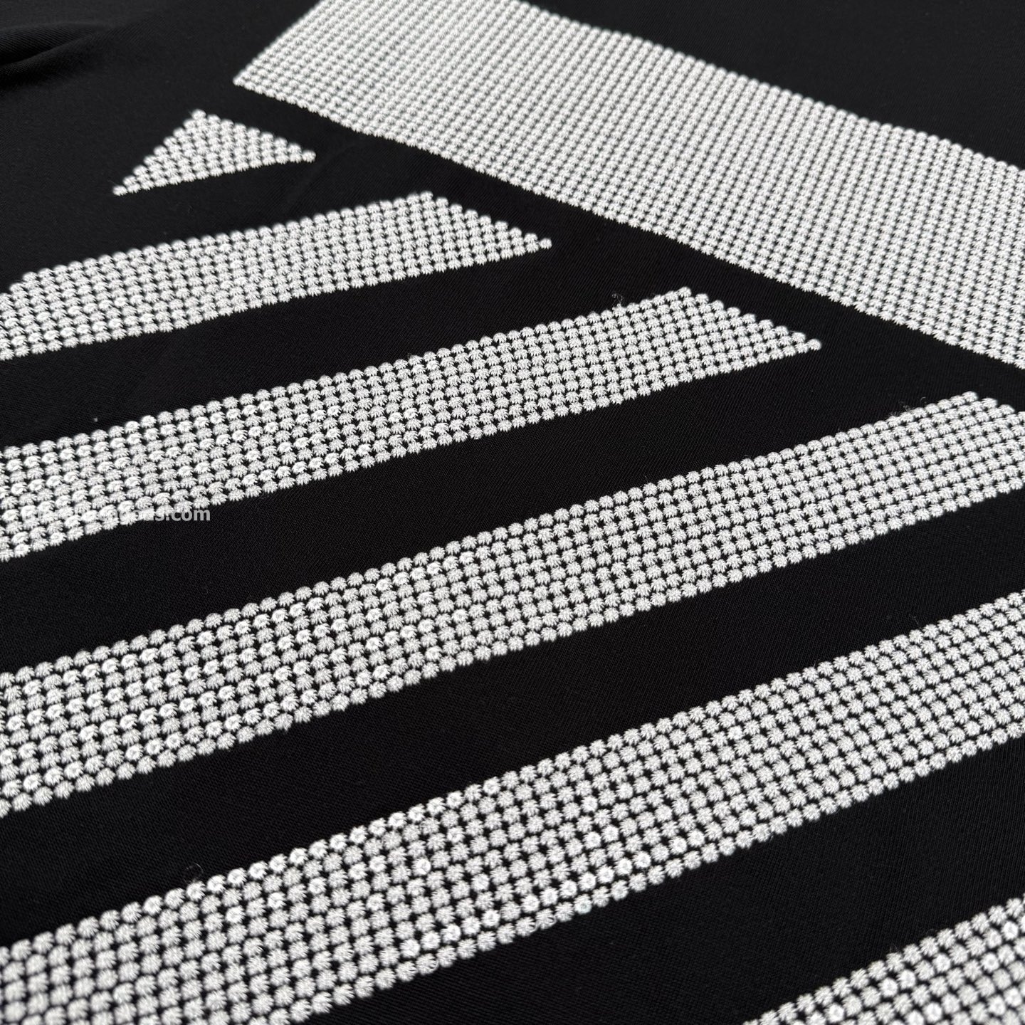 OFF PRINTED COTTON T-SHIRT IN BLACK
