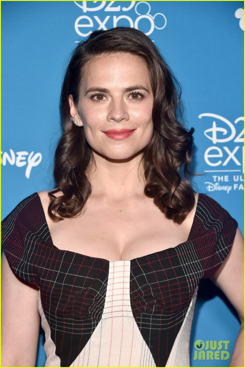 Hayley Atwell is mad at you... Or is SHE? - Image Chest - Free Image  Hosting And Sharing Made Easy