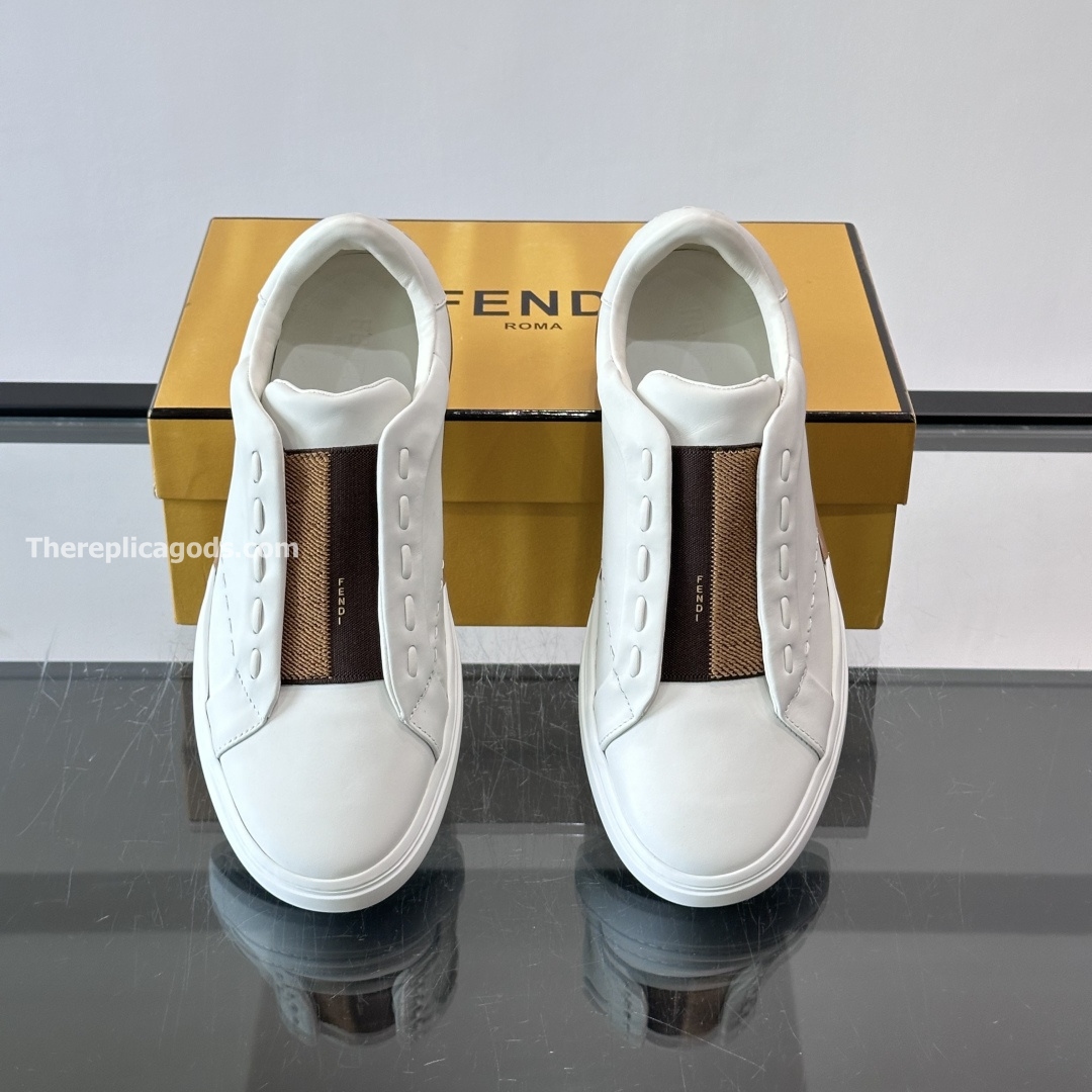CITY TRAINERS WHITE LEATHER LOW-TOPS - FD187