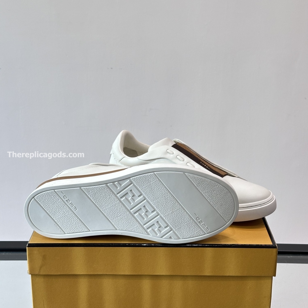 CITY TRAINERS WHITE LEATHER LOW-TOPS - FD187