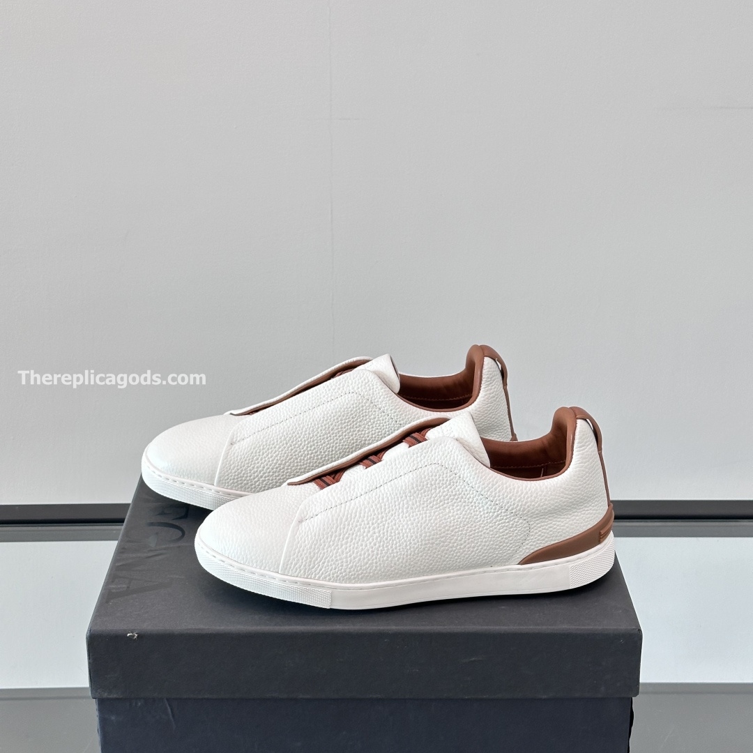 WHITE AND BROWN LEATHER TRIPLE STITCH SNEAKERS
