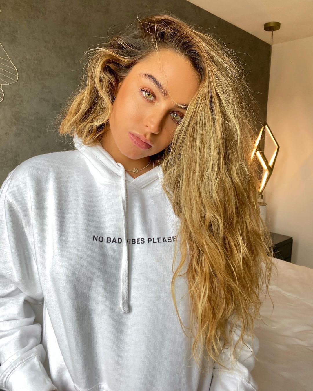 Shooting with Sommer Ray - Image Chest - Free Image Hosting And Sharing  Made Easy