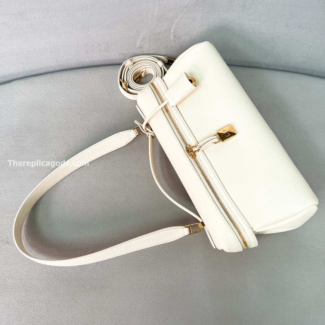 EXTRA SOFTY BAG L29 WHISPER WHITE CALFSKIN