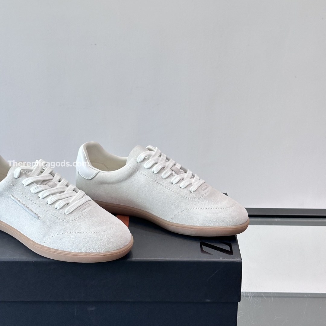 232 SUEDE SNEAKERS IN WHITE, photo 8