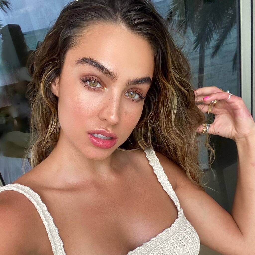 Meeting Sommer Ray in the Gym (Femsub, Story, Cum, Orgasm, Blowjob,  Cowgirl, Missionary, Doggy, Gym) - Image Chest - Free Image Hosting And  Sharing Made Easy